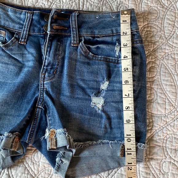 So Low Rise Favorite Midi Denim Shorts Distressed - Picture 3 of 8